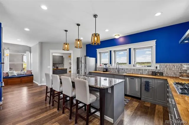 33260 Ridgeview Loop Elizabeth, CO 80107
