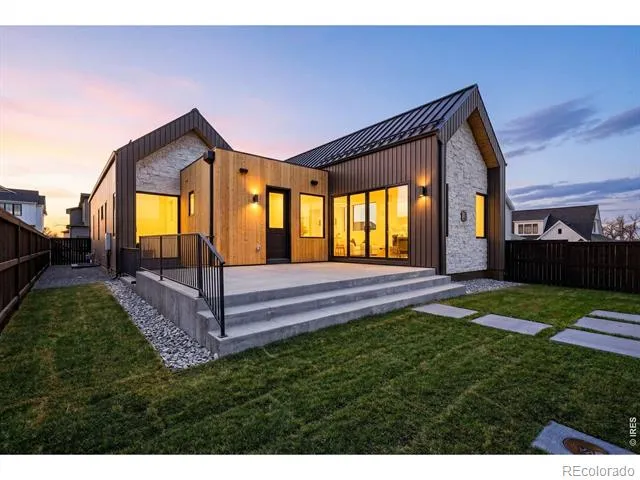 406 S 3rd Avenue Superior, CO 80027