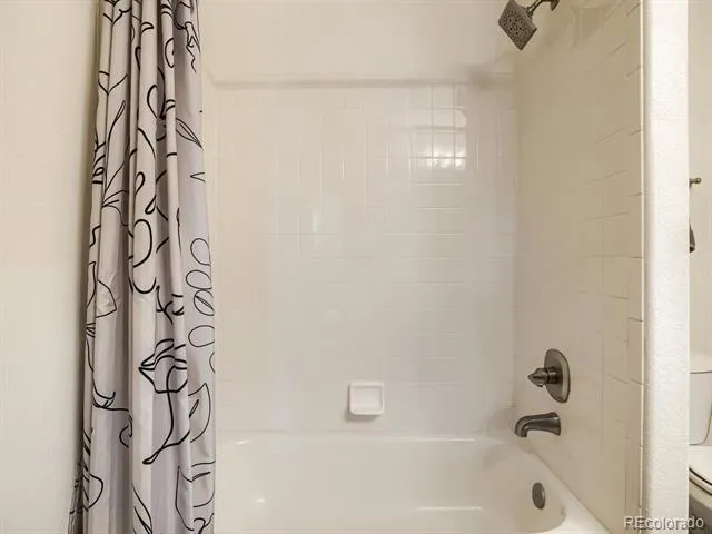 2153 S Ventura Street Aurora, CO 80013