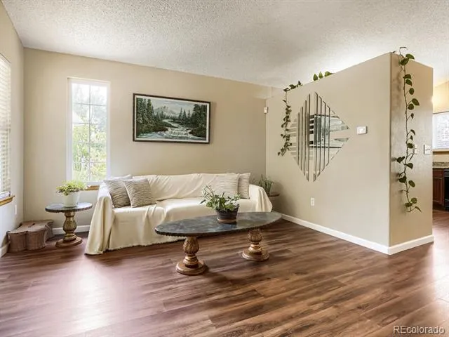 2153 S Ventura Street Aurora, CO 80013
