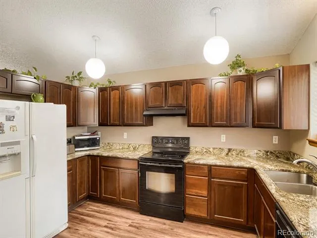 2153 S Ventura Street Aurora, CO 80013