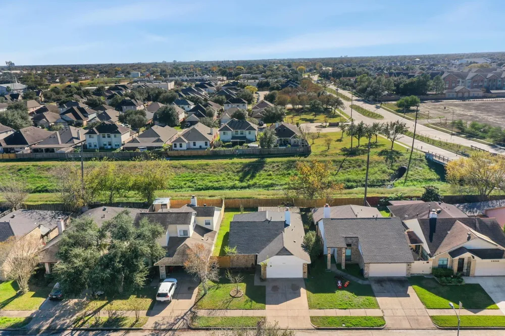 13535 Bonilla Lane Houston, TX 77083