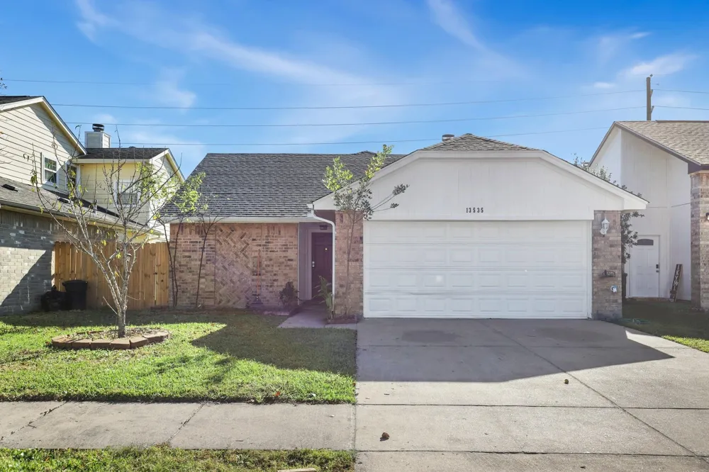 13535 Bonilla Lane Houston, TX 77083