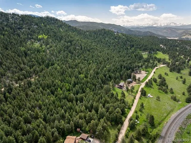 1546 Chute Road Golden, CO 80403