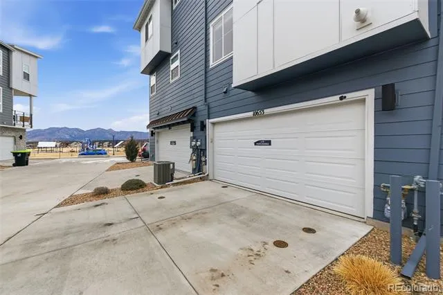 10653 Larimar Point Colorado Springs, CO 80908