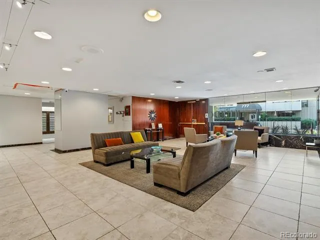 790 Washington Street #206 Denver, CO 80203