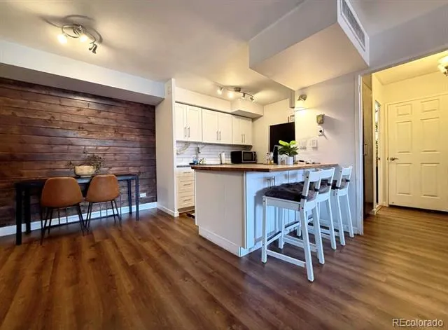 790 Washington Street #206 Denver, CO 80203
