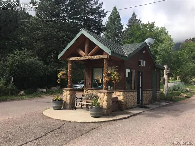 210 Waterfall Loop Manitou Springs, CO 80829