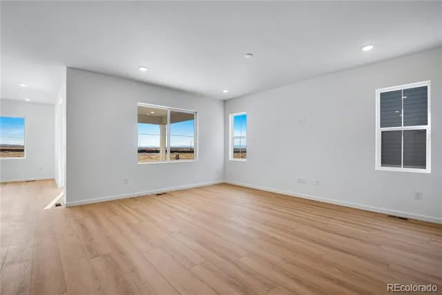 24562 E 34th Avenue Aurora, CO 80019