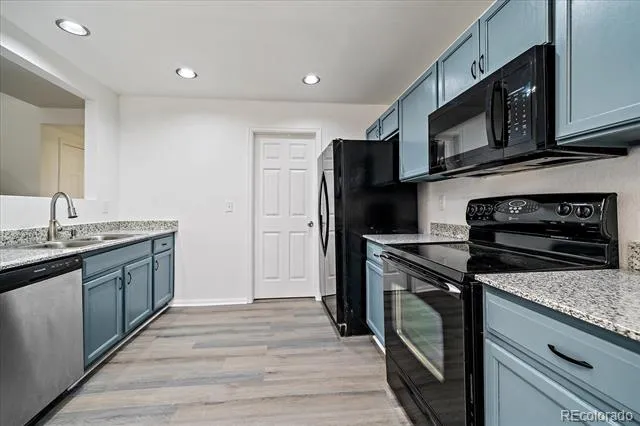 7921 S Kalispell Way Englewood, CO 80112