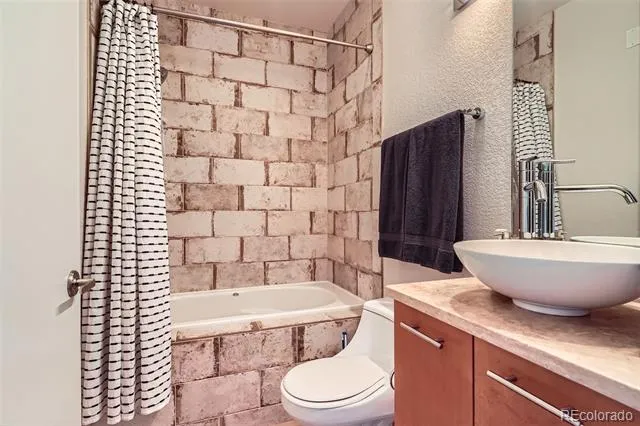 2460 W 29th Avenue #106 Denver, CO 80211