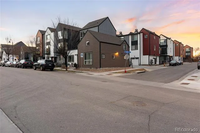 1075 Depew Street Lakewood, CO 80214