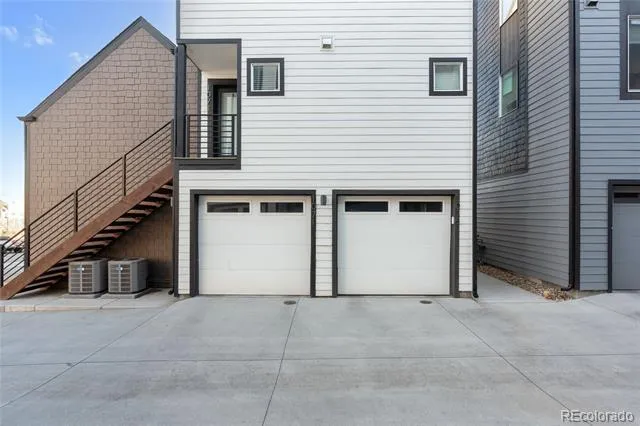 1075 Depew Street Lakewood, CO 80214