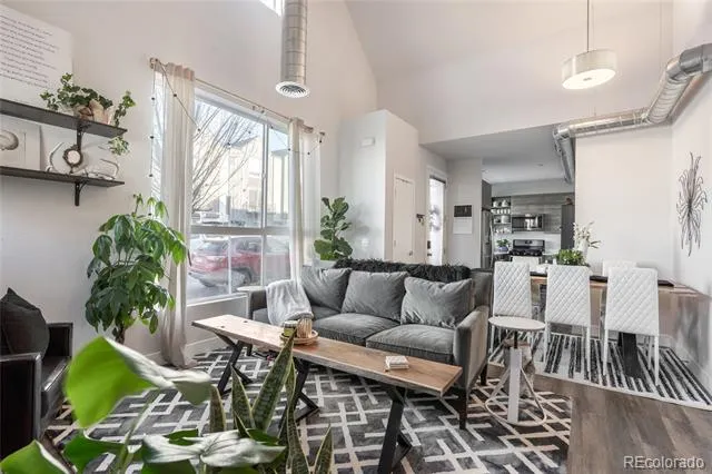 1075 Depew Street Lakewood, CO 80214