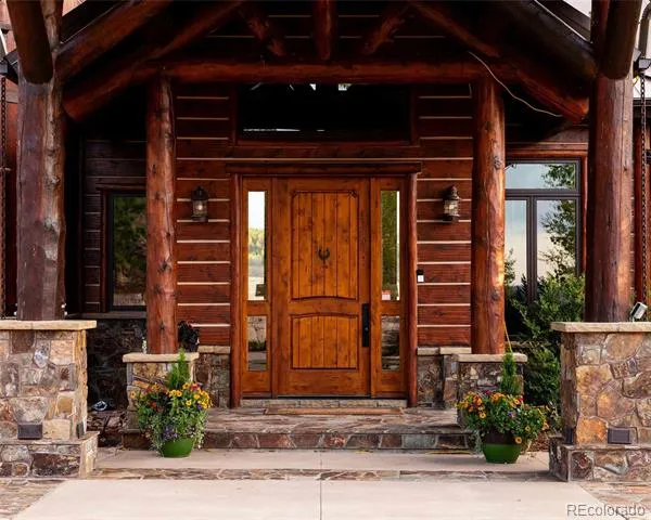 Address Not Shown Larkspur, CO 80118