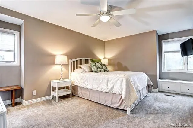 7877 S University Way Centennial, CO 80122
