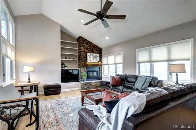 7877 S University Way Centennial, CO 80122