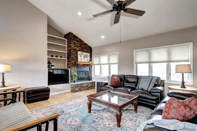 7877 S University Way Centennial, CO 80122
