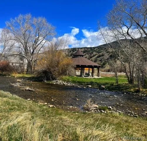 306 Southside Loop Salida, CO 81201