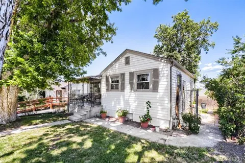 830 Julian Street