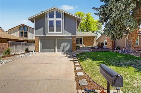 12120 E Amherst Circle