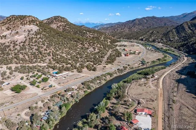 7528 US Highway 50 Howard, CO 81233
