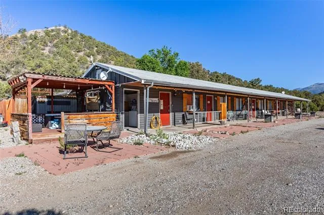7528 US Highway 50 Howard, CO 81233