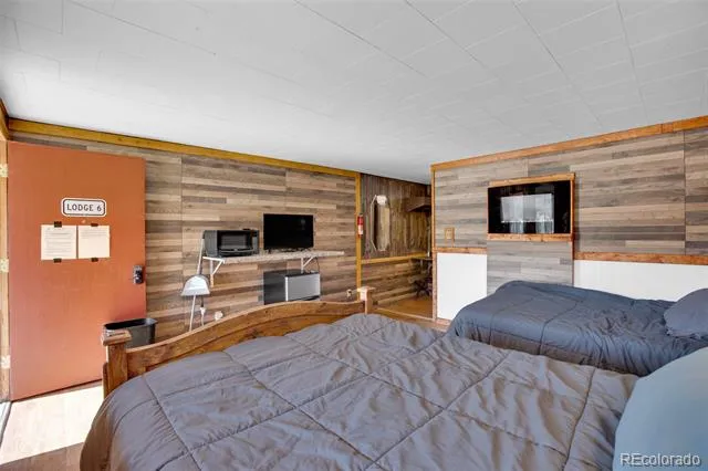 7528 US Highway 50 Howard, CO 81233