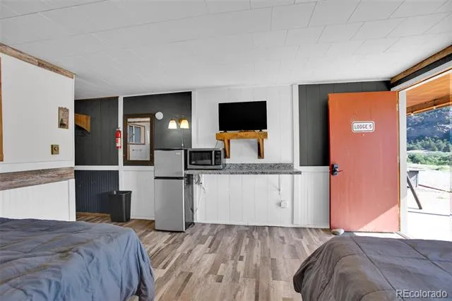 7528 US Highway 50 Howard, CO 81233
