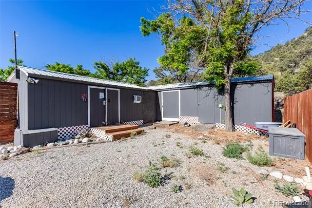 7528 US Highway 50 Howard, CO 81233