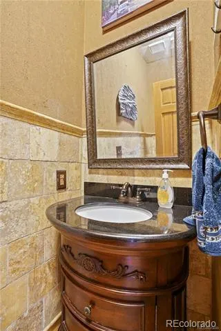 359 Canyon Point Circle Golden, CO 80403