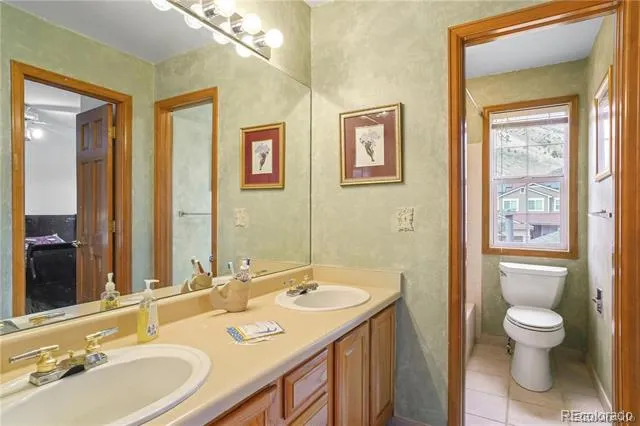 359 Canyon Point Circle Golden, CO 80403