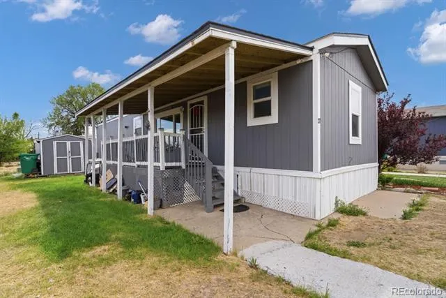 15814 colfax ave Aurora, CO 80011