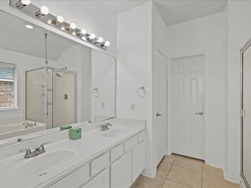 6507 Canyon Mist Lane Dickinson, TX 77539