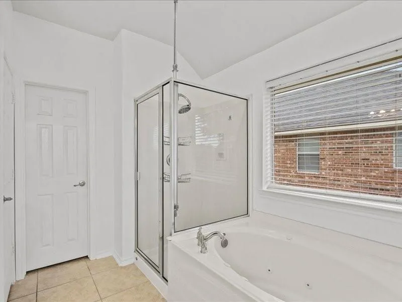 6507 Canyon Mist Lane Dickinson, TX 77539
