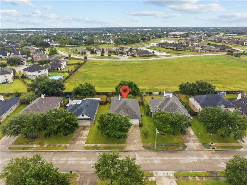 6507 Canyon Mist Lane Dickinson, TX 77539