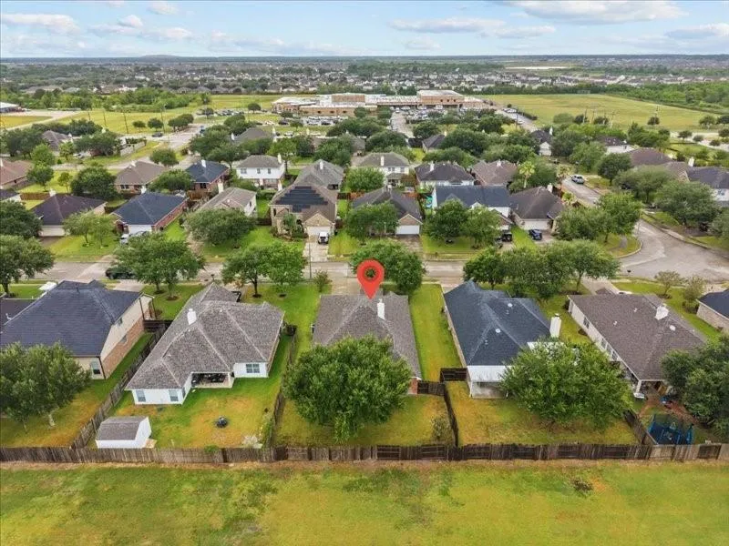 6507 Canyon Mist Lane Dickinson, TX 77539