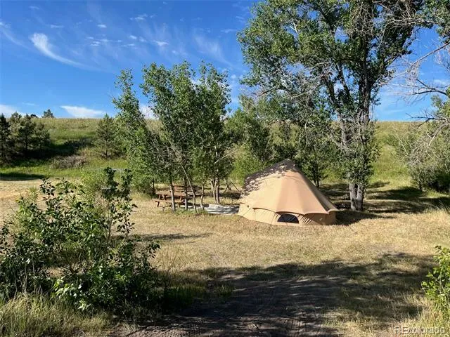6200 Canyon Trail Elizabeth, CO 80107
