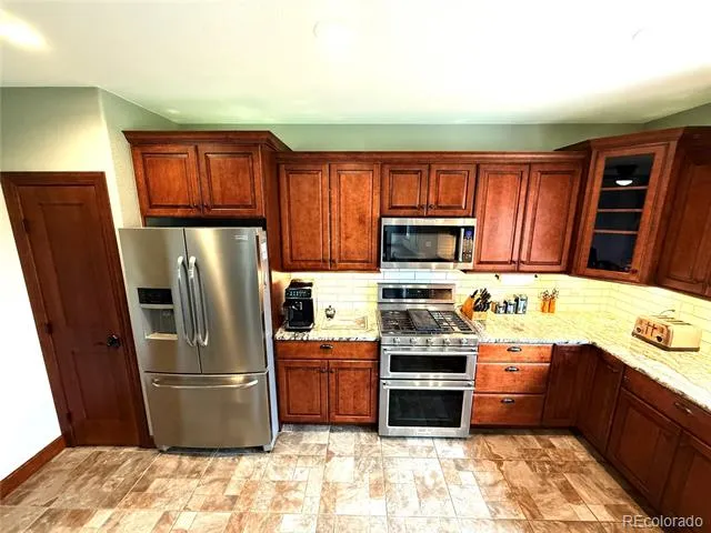 6200 Canyon Trail Elizabeth, CO 80107