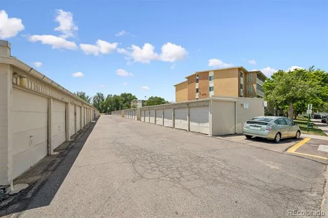 665 S Alton Way #8A Denver, CO 80247