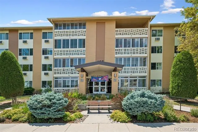 665 S Alton Way #8A Denver, CO 80247