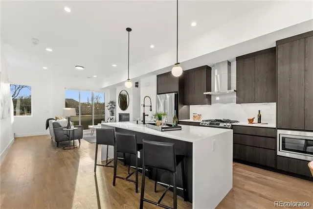 2148 Applewood Drive Lakewood, CO 80215