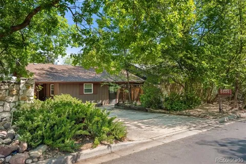 5505 Racquet Court