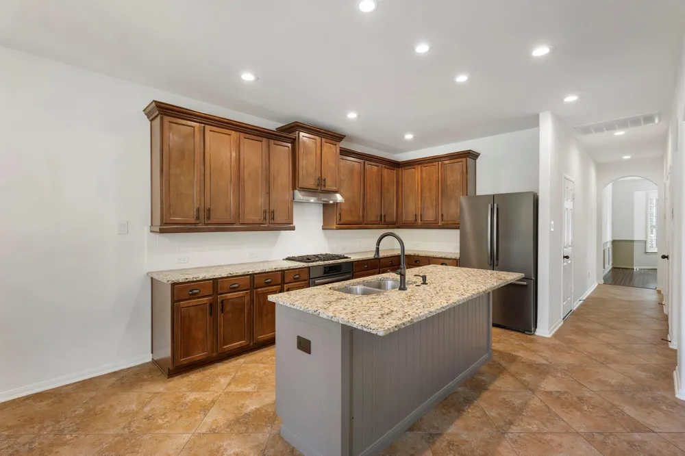 71 W Canyon Wren Circle Spring, TX 77389