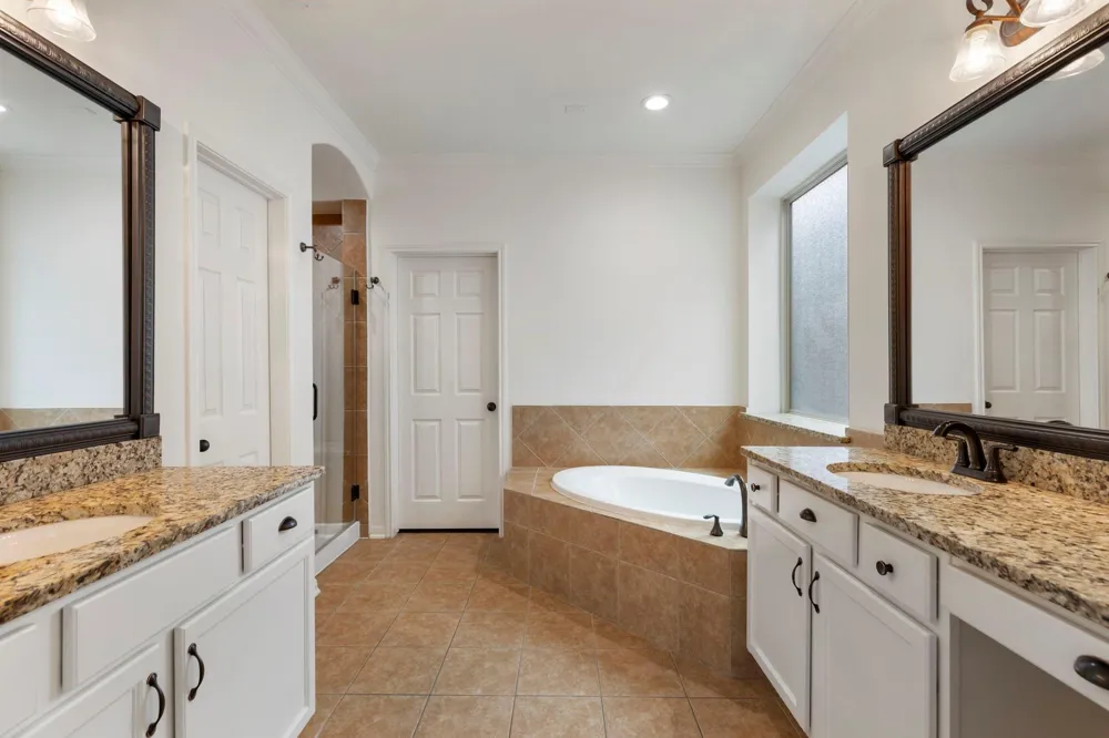 71 W Canyon Wren Circle Spring, TX 77389