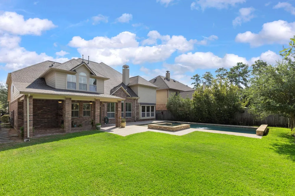 71 W Canyon Wren Circle Spring, TX 77389