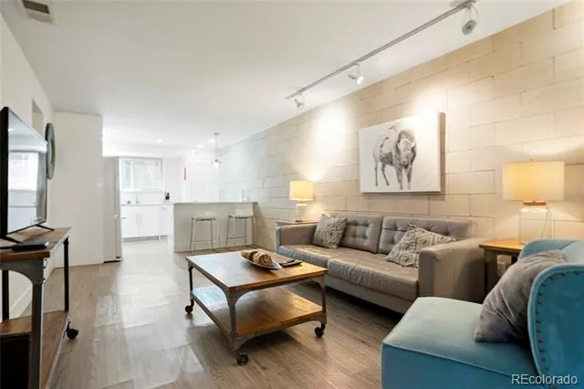 1020 Maxwell Avenue Boulder, CO 80304