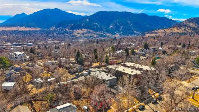 1020 Maxwell Avenue Boulder, CO 80304