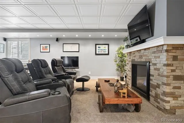 700 Albion Street Denver, CO 80220