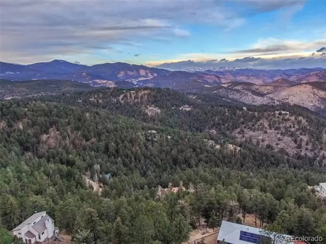 000 Upper Moss Rock Road Golden, CO 80401